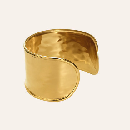 Gigi Cuff